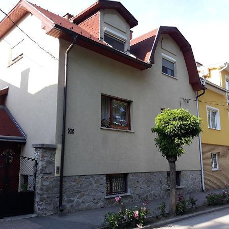 Flamingo Apartman Sopron Esterno foto