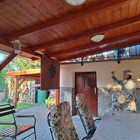 Flamingo Apartman Sopron Esterno foto