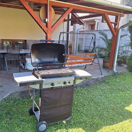 Flamingo Apartman Sopron Esterno foto